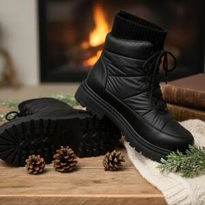 Torrid Black Lace Up Quilted Winter Boots Size 12WW Extra Wide